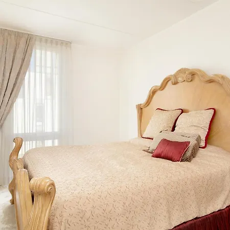 York Luxury Ταλίν